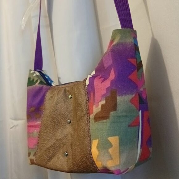 New Southwestern Faux leather Shoulder Bag Purse Brown Purple Crescent Baguette - Picture 5 of 8